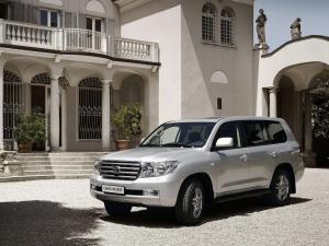 Toyota Land Cruiser 200 60th Anniversary '2011